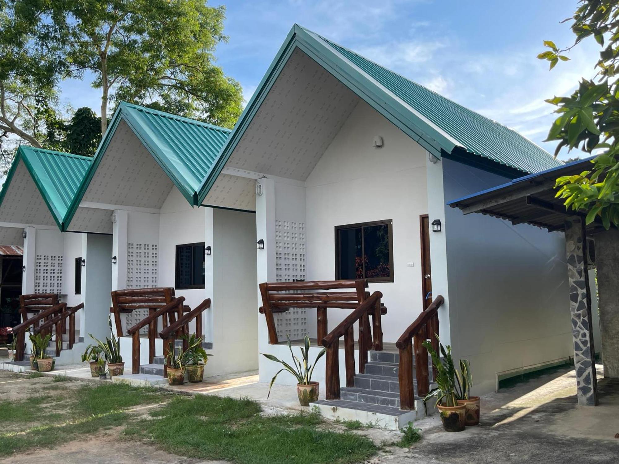 Lungsonhouse Pai Villa Bagian luar foto
