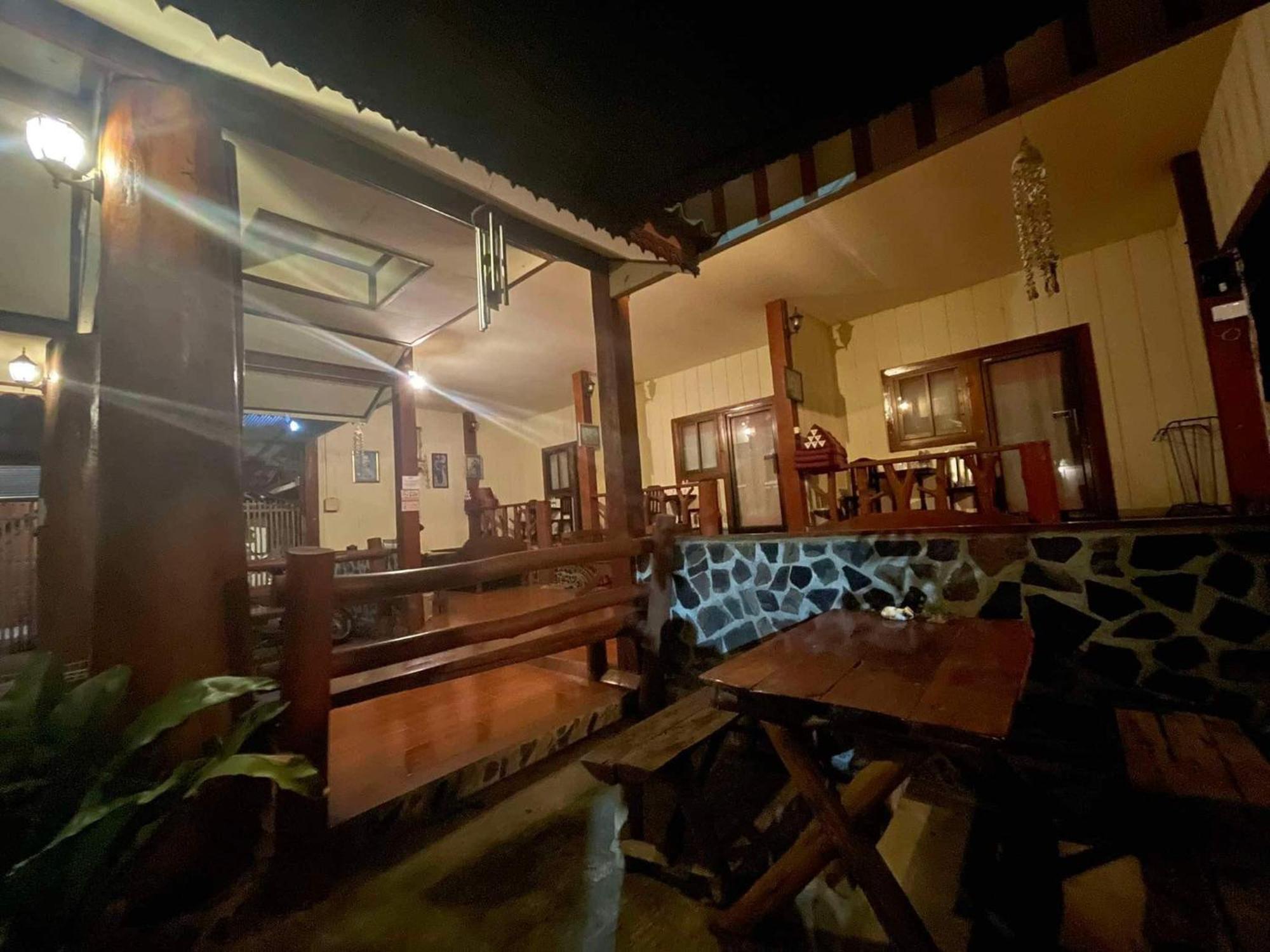 Lungsonhouse Pai Villa Bagian luar foto