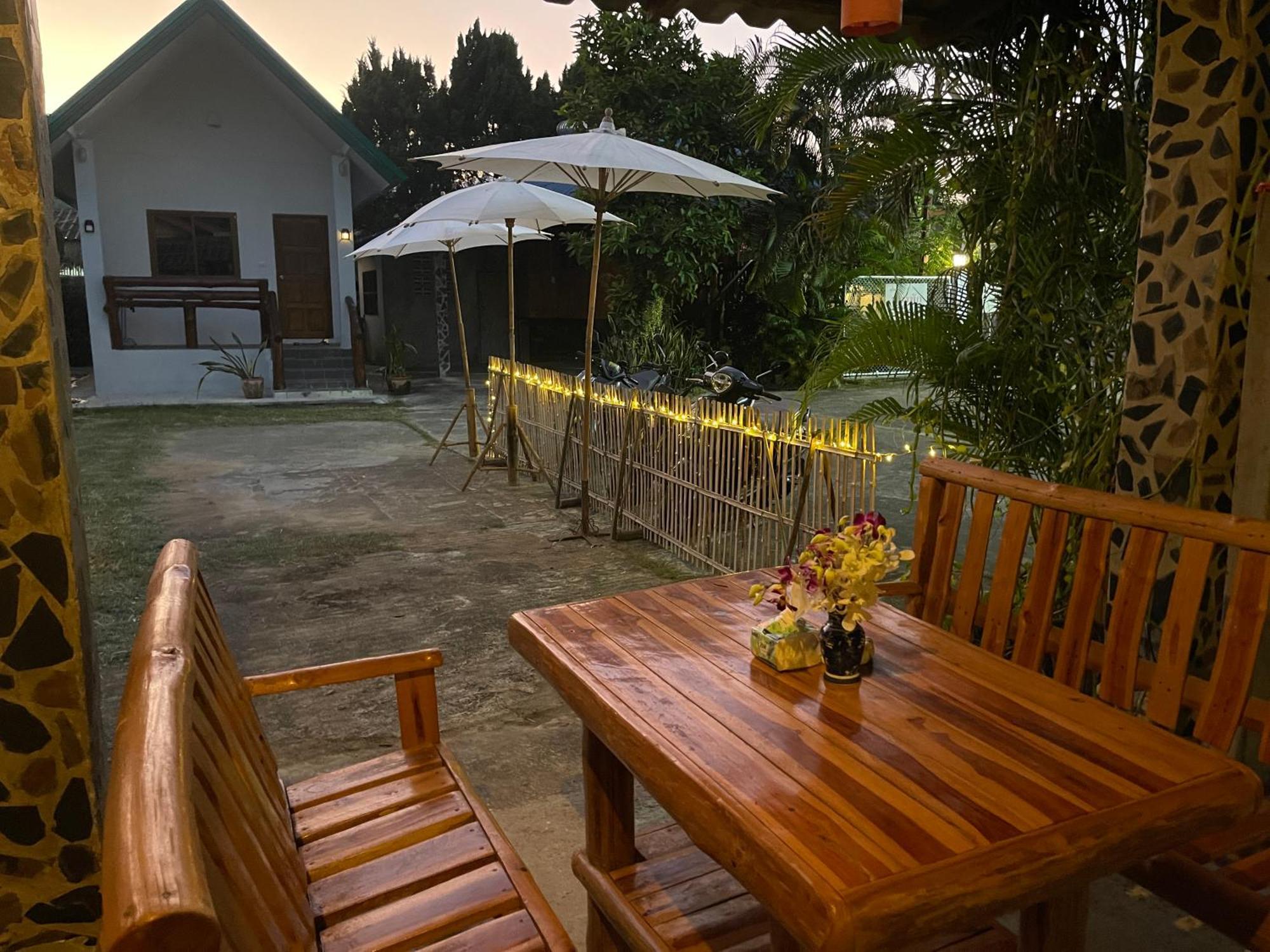 Lungsonhouse Pai Villa Bagian luar foto